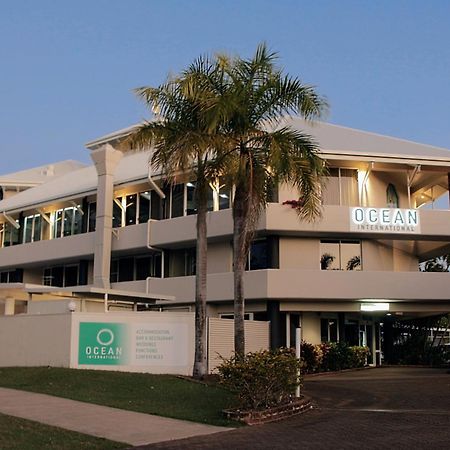 מקיי Ocean International Hotel מראה חיצוני תמונה