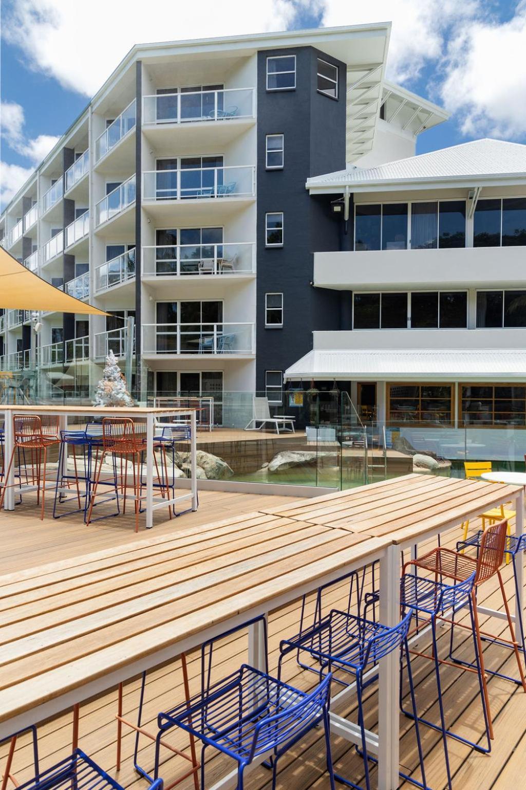 מקיי Ocean International Hotel מראה חיצוני תמונה