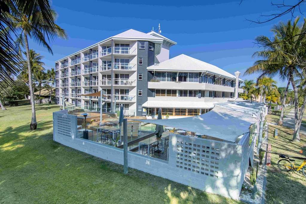 מקיי Ocean International Hotel מראה חיצוני תמונה