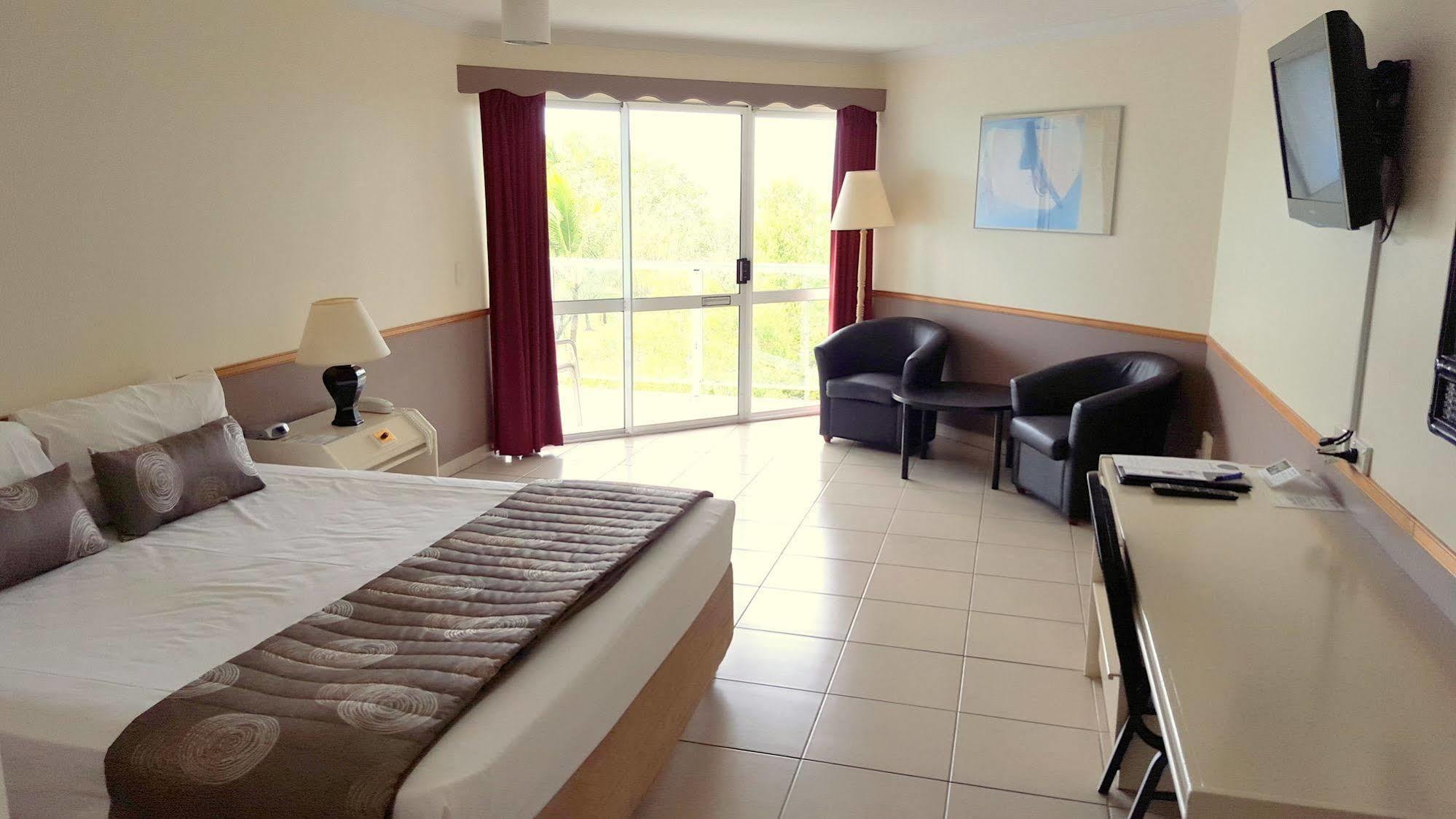 מקיי Ocean International Hotel מראה חיצוני תמונה